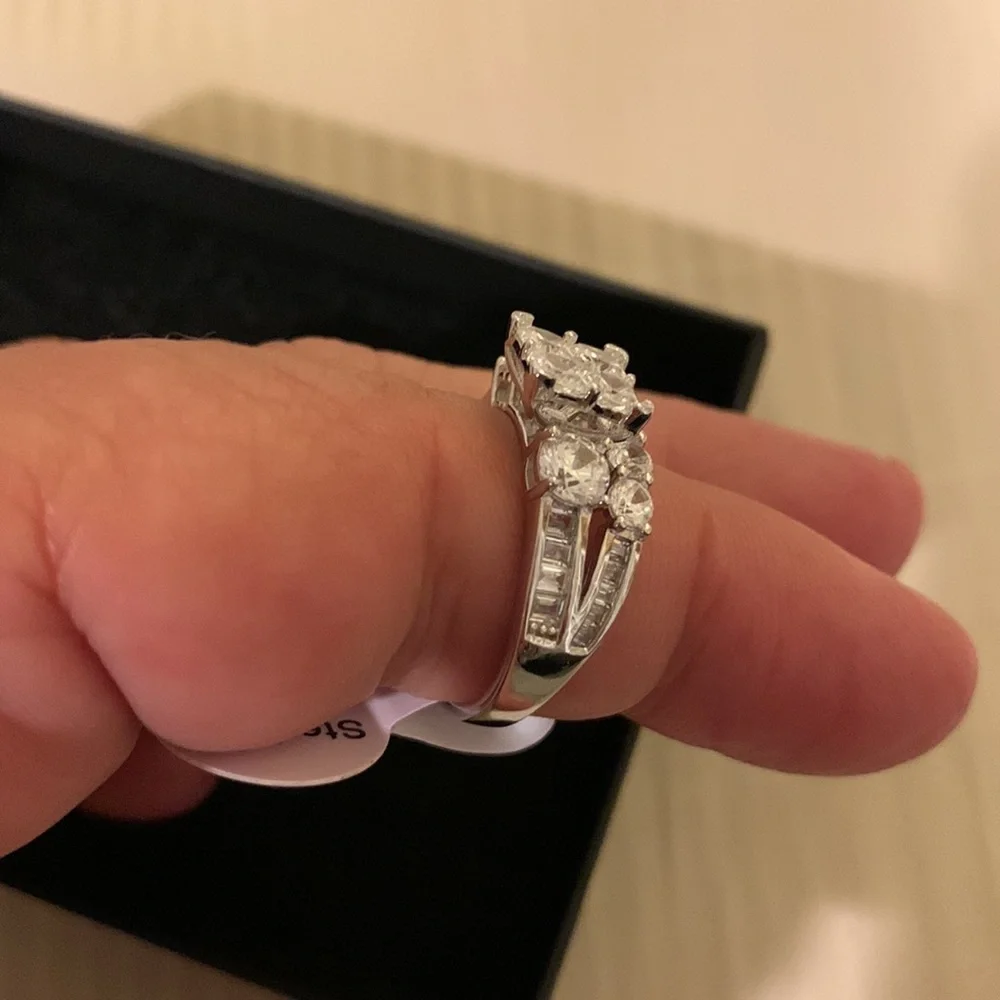 New .Sterling Silver 925‎ CZ ring .